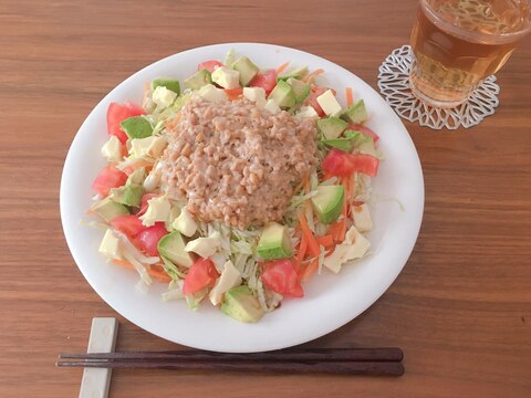 満足度◎アボカド納豆ダイエットサラダ